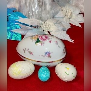 Vintage Shackman Made In Japan Hand Painted Floral Egg Gold Accents 3 Extra eggs